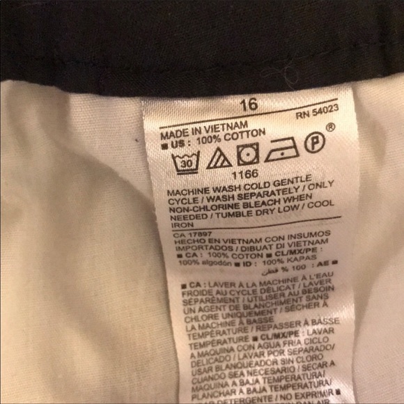 —SOLD—Old Navy shorts - Picture 5 of 5